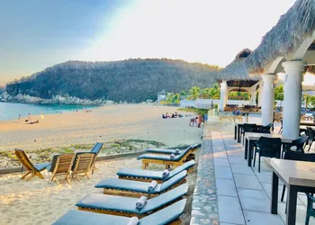 La Isla Huatulco & Beach Club hotel thumbnail 5