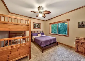 Tahoe Alpine Lodge hotel thumbnail 5