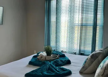 Hidden Gem 2/2 Resort Amenities hotel thumbnail 4
