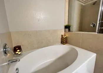 Hidden Gem 2/2 Resort Amenities hotel thumbnail 6