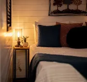 The Black Oak-Container Home 12 Min to Magnolia hotel detail image 4