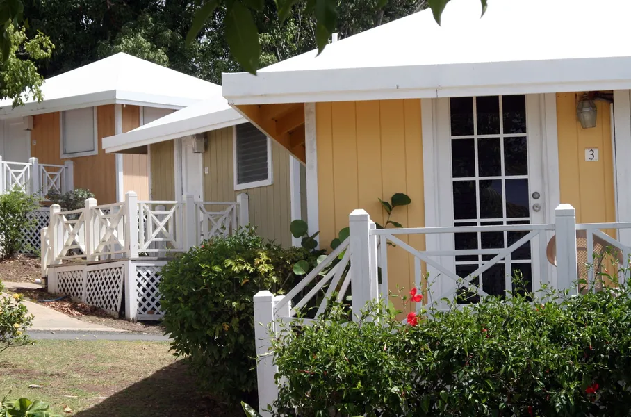 Bungalows on the Bay hotel detail image 6