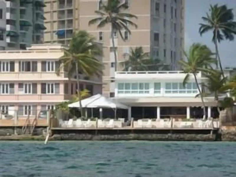 La Playita hotel detail image 2