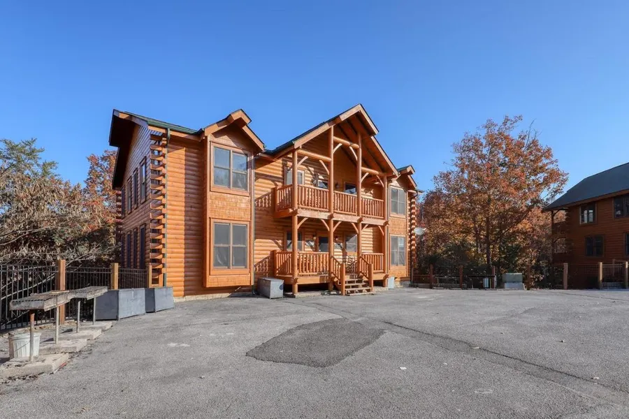Black Bear Ridge Resort: Valhalla Manor by DC hotel detail image 2