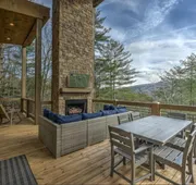 Secluded Luxury Lodge Near Downtown Blue Ridge - Great Views hotel detail image 7