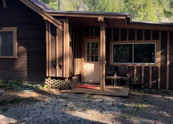 Patrick Creek Lodge hotel thumbnail 2