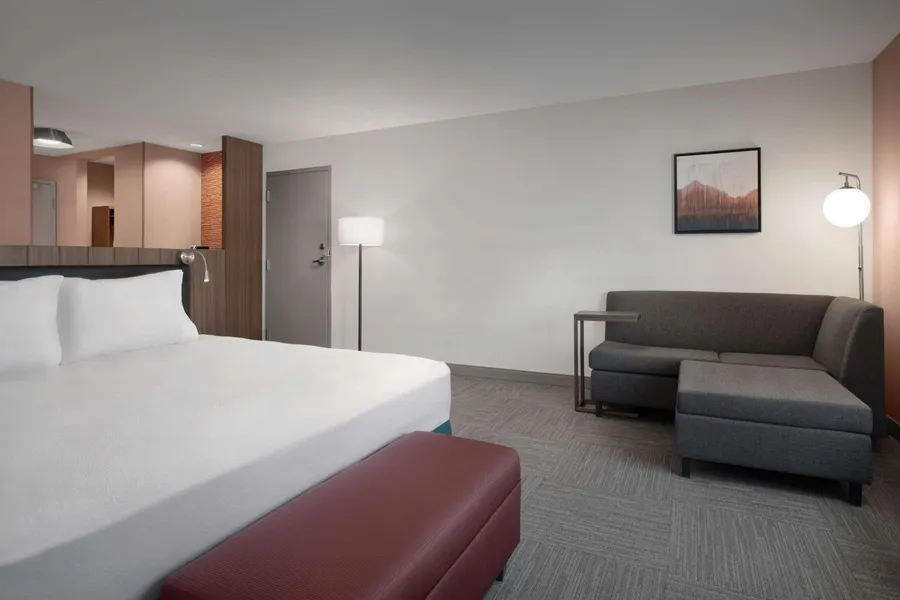 Hilton Garden Inn Denver Airport Tower Road hotel detail image 6