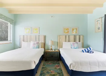 The Ocean View Inn & Pub hotel thumbnail 2