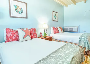 The Ocean View Inn & Pub hotel thumbnail 4