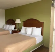 Relax Inn & Suites hotel detail image 7