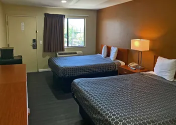 Good Nite Inn hotel thumbnail 7