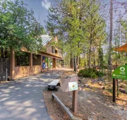 Meadow House 19 | Discover Sunriver hotel detail image 4