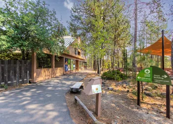 Meadow House 19 | Discover Sunriver hotel thumbnail 4