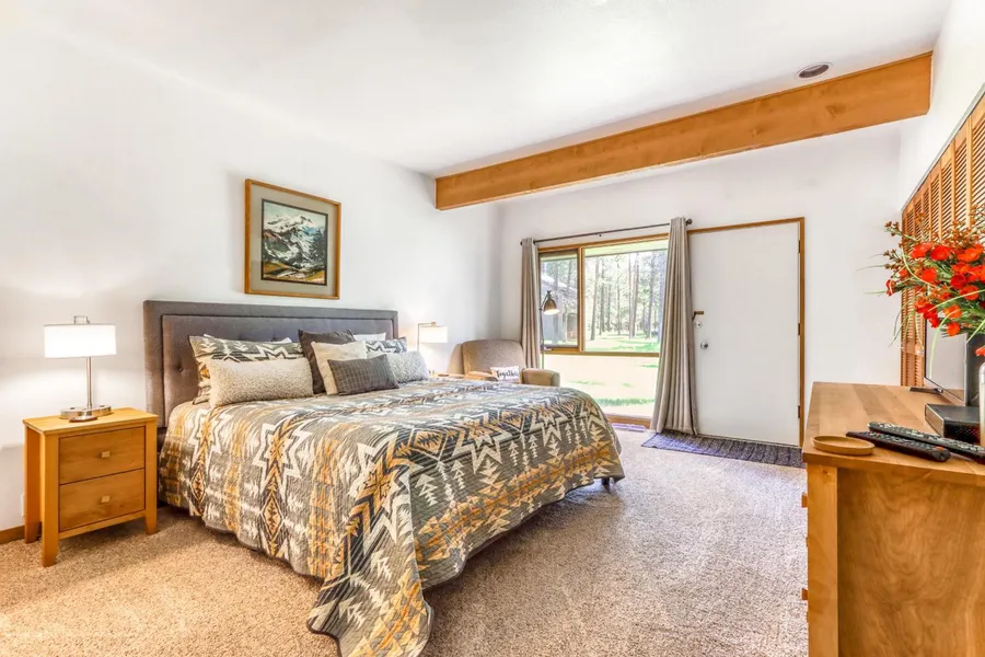 Meadow House 19 | Discover Sunriver hotel detail image 6