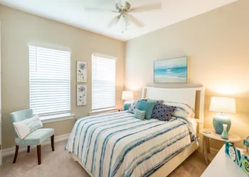 Vernazza Vacation Rental in Naples Reserve hotel thumbnail 2
