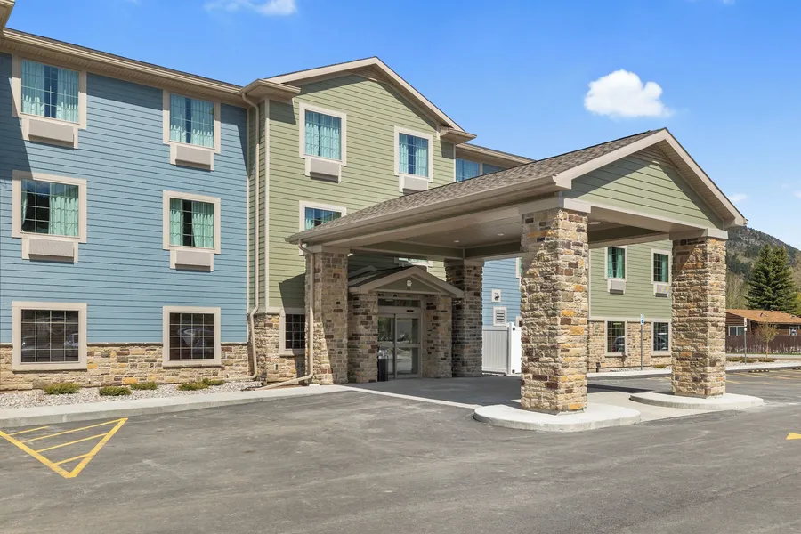 Cobblestone Hotel & Suites - Alpine hotel detail image 2