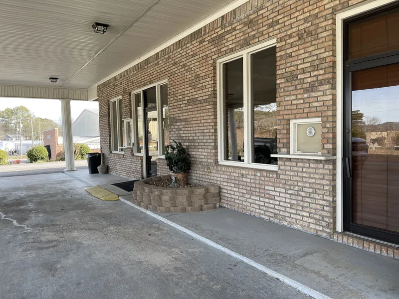 Covered Bridge Inn & Suites hotel detail image 2
