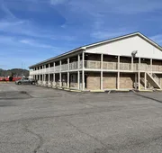 Covered Bridge Inn & Suites hotel detail image 4