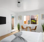 Studio in Santa Monica with Private Patio hotel detail image 4