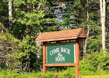 Adirondack Inn on Lake Harris-Perfect Getaway hotel thumbnail 6