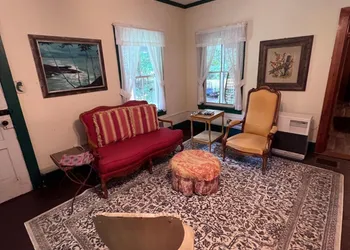 Adirondack Inn on Lake Harris-Perfect Getaway hotel thumbnail 7