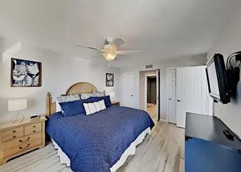 Beach Front Rentals at Sanibel Harbour Resort hotel thumbnail 3