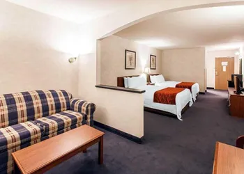 Colony Inn Tumwater hotel thumbnail 5