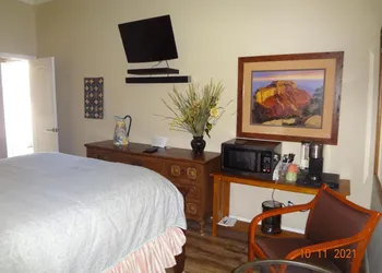Collins Horse Ranch hotel thumbnail 4