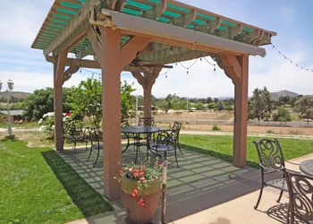 Collins Horse Ranch hotel thumbnail 7