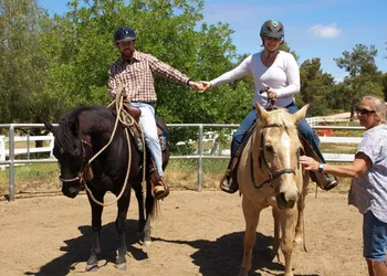 Collins Horse Ranch hotel thumbnail 8