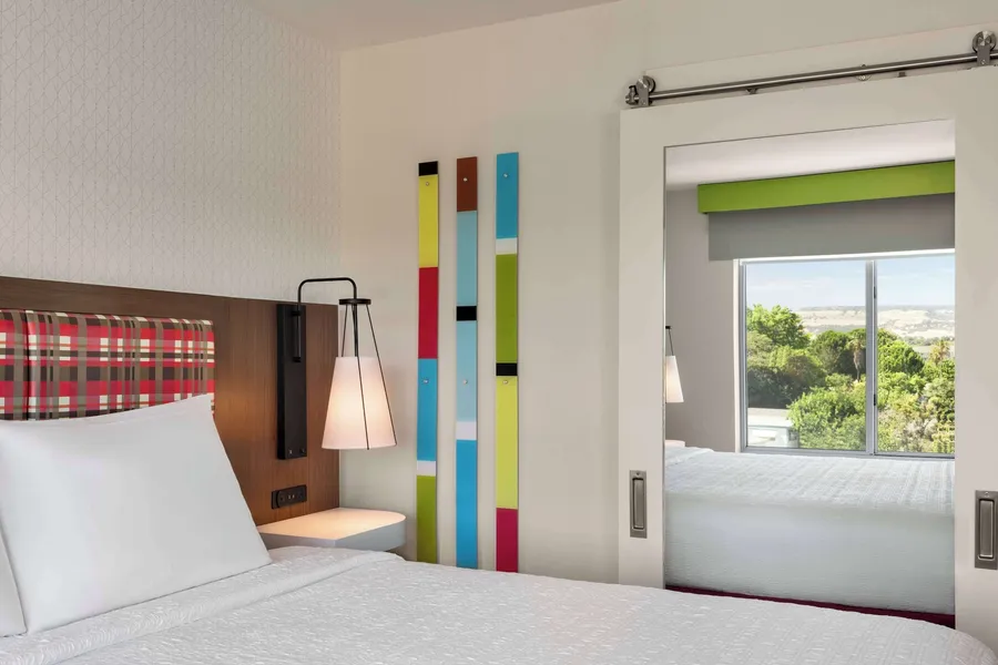 Hampton Inn & Suites Oroville hotel detail image 6