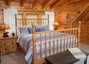 Big Bear Lodge MTN View Hot Tub Game Room hotel thumbnail 7