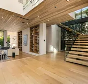 Modern Resort-Style Home in West Hollywood hotel detail image 7
