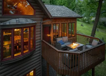 The Loonstar Lodge On Rabbit Lake hotel thumbnail 4