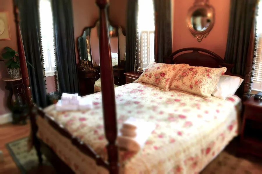Silsbee's by Daniels House hotel detail image 6