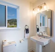 Newly Remodeled Oceanfront Mini Suite at the Black Sands Inn hotel detail image 7