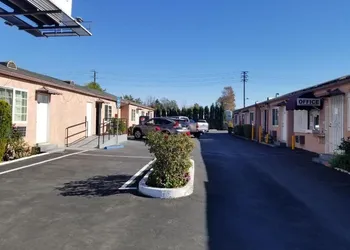 Cinema Motel hotel thumbnail 2