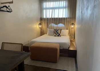 Casa Realm hotel thumbnail 8
