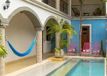 Casa Pakal hotel thumbnail 2