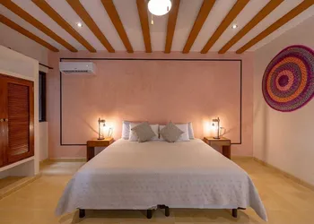 Casa Pakal hotel thumbnail 5