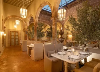 Casa Alondra hotel thumbnail 2