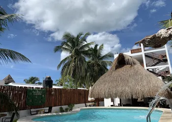 Casa Delfines hotel thumbnail 2