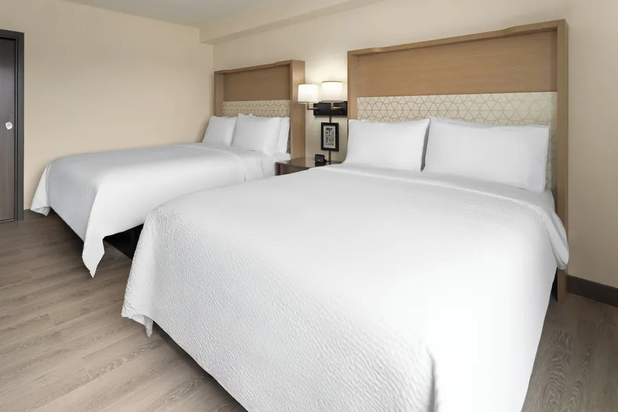 Holiday Inn Hotel and Suites Richmond West End by IHG hotel detail image 6