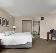Fantastic Suite With King Bed and Beautiful Bay View! hotel detail image 7