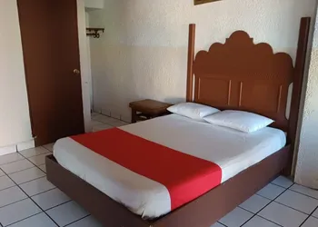 Hotel Cazadores hotel thumbnail 8