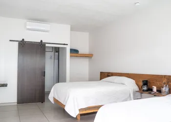 Hotel Marea Baja hotel thumbnail 3