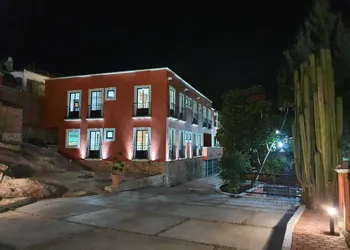 Quinta Mercedes hotel thumbnail 2