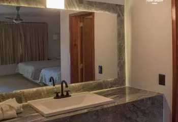 Hotel La Hacienda hotel thumbnail 4