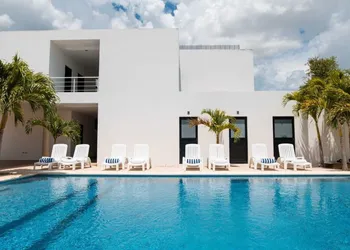 Hotel & Suites Yuca Ville hotel thumbnail 2