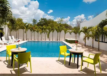 Hotel & Suites Yuca Ville hotel thumbnail 3